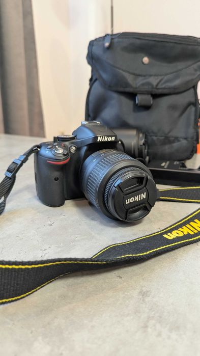 Продам фотоапарат Nikon D5200