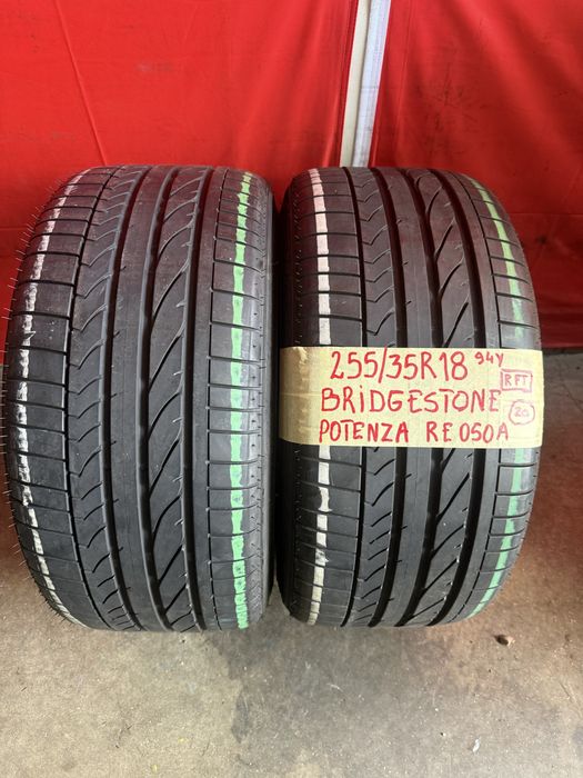 Pneus RFT 255/35/18 Bridgestone Como novos