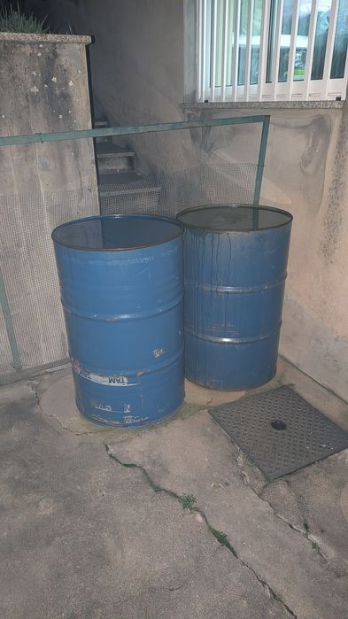 Ofereço material em funcionamento