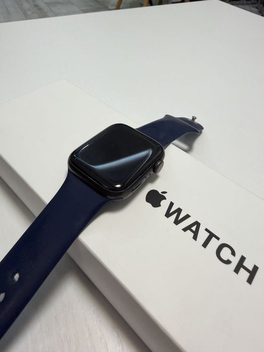 Apple watch SE Space grey
