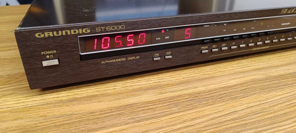 AM/FM тюнер GRUNDIG ST 6000 ( ТОП модель)