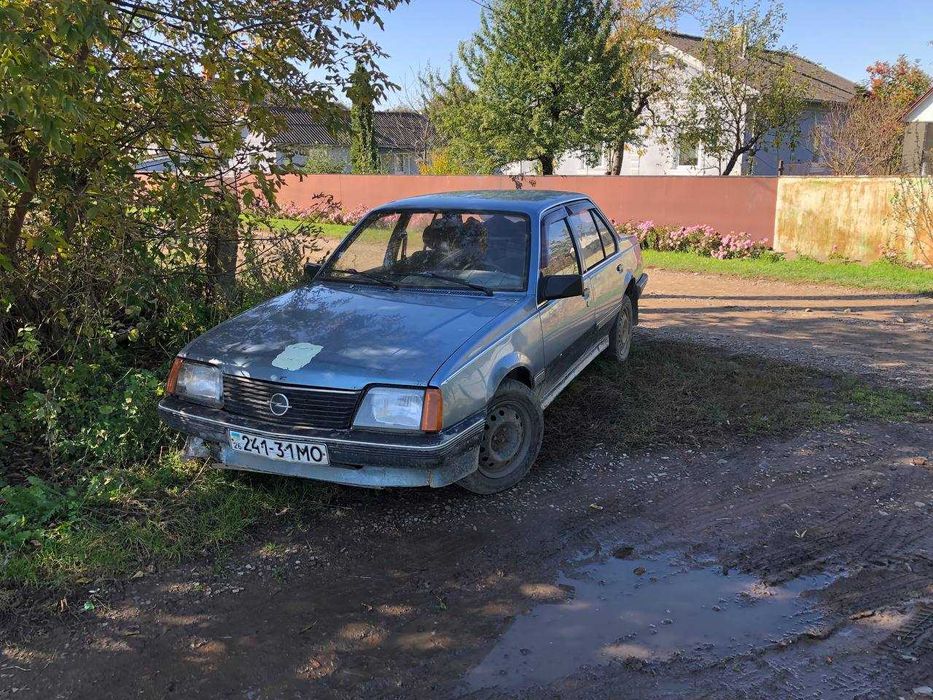 Продам Опель Аскона (на розбір бо ціліком )