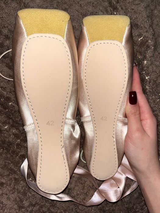 Пуанты новые 23,5 см, не олх доставка