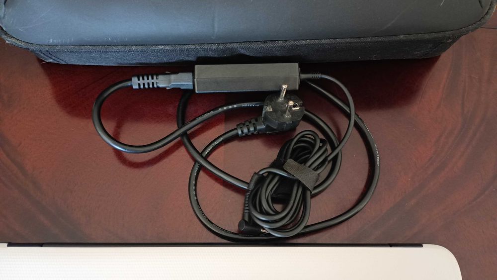 Portátil HP praticamente sem utilização (como novo)