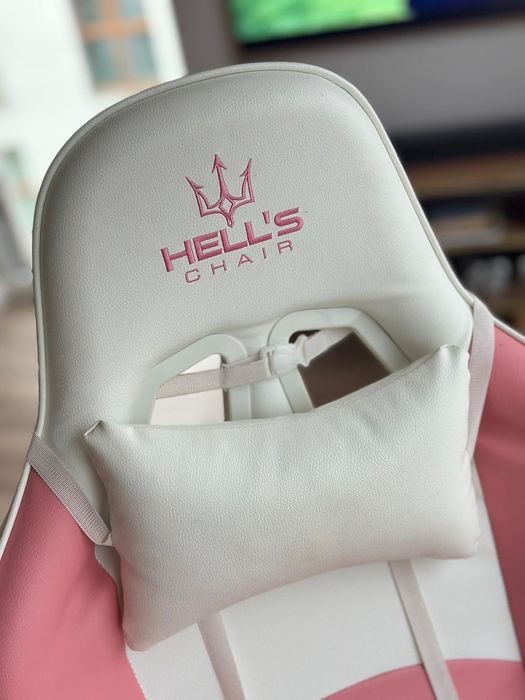 Fotel Hell's Chair Rainbow Candy Różowy Pink