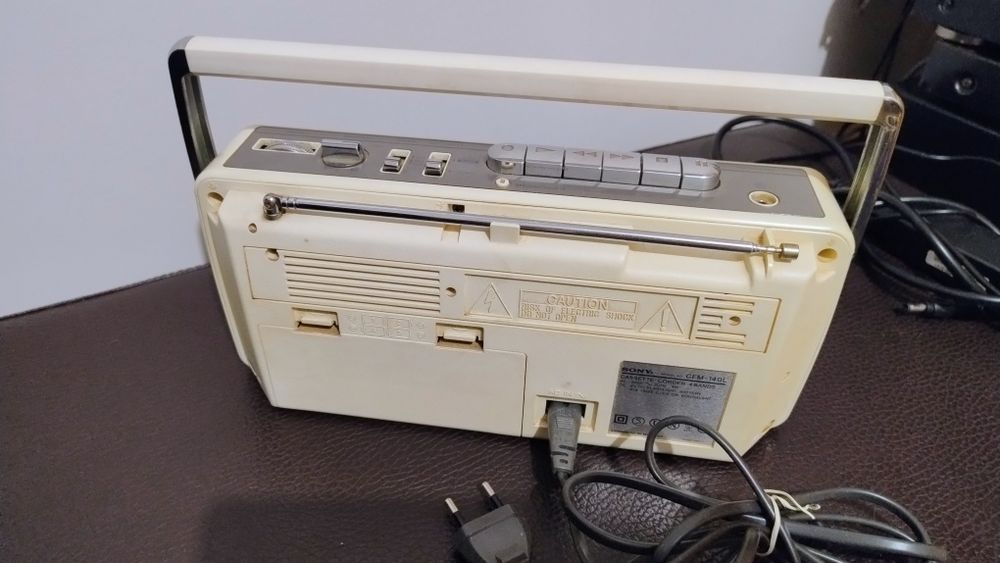 Rádio cassetes Sony CFM-140L