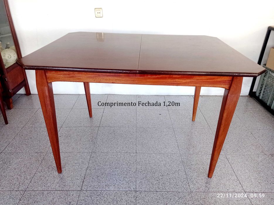 Mesa e Cadeiras Sala jantar