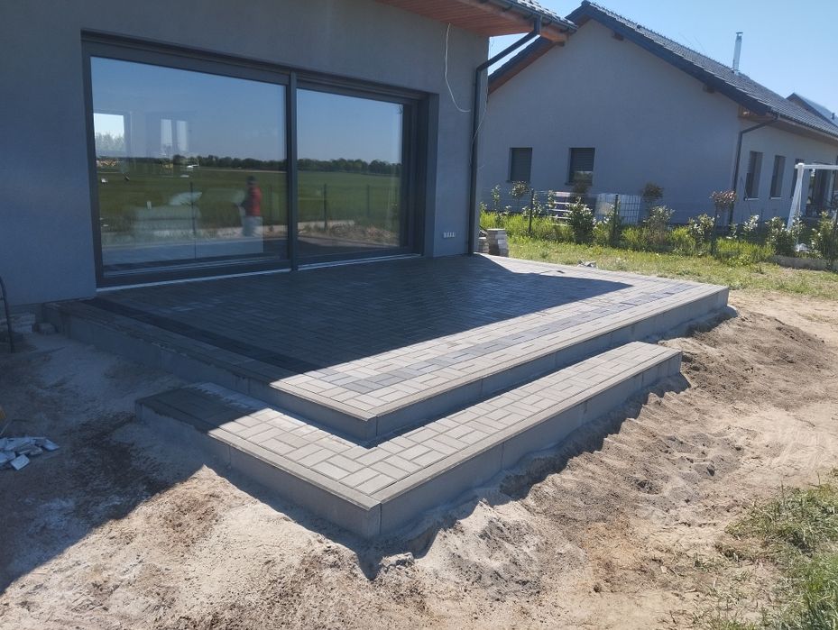 Brukarstwo, układanie kostki, kamienia itp.