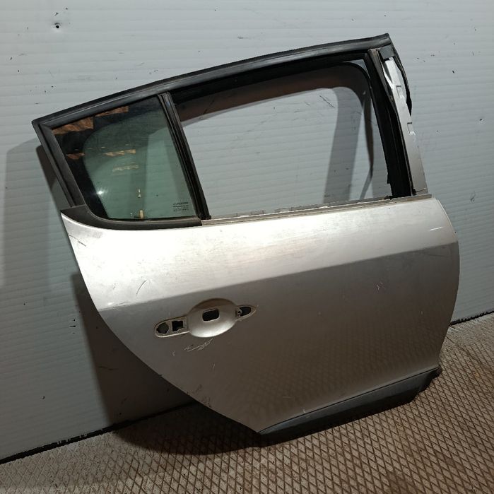 Porta trás direita RENAULT Megane III (BZ0_)