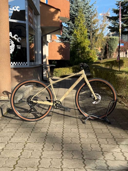 Rower Marin DSX Khaki – gravel z prostą kierownicą | 2026 | S M