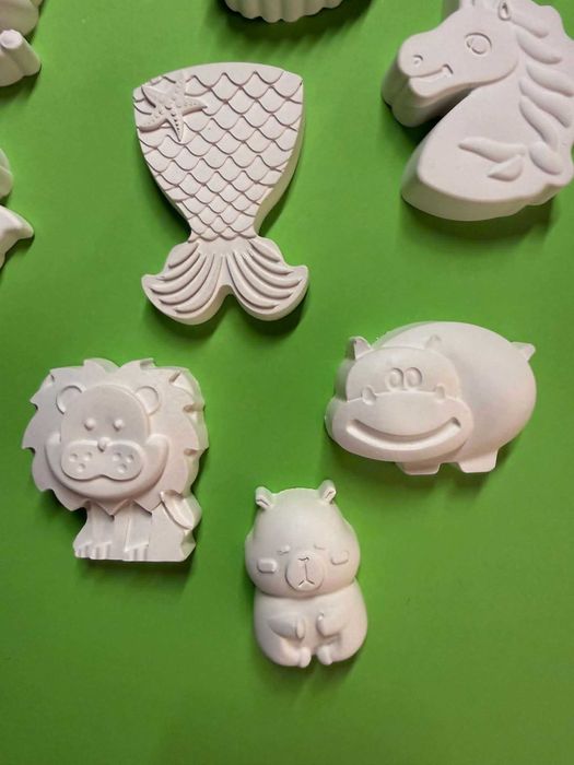 Personalizowany zestaw do malowania figurek gipsowych z imieniem