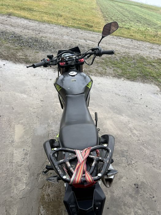 Шенрей ( сів і поїхав)