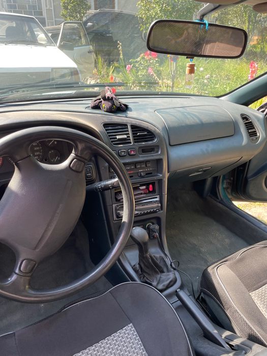 Продам Mazda 323F