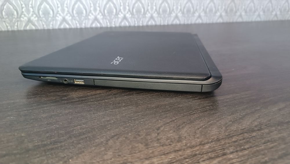 Ноутбук Acer Aspire ES15 ES1-533-C7GW 15,6" (NX.GFTEU.044) black
