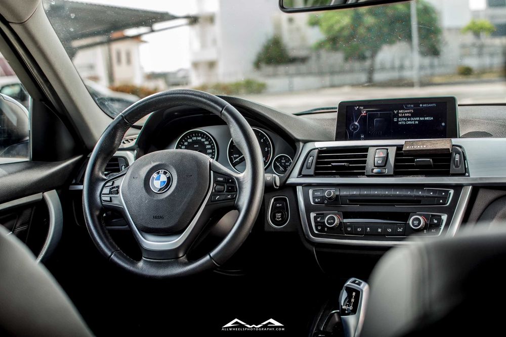 BMW 320d F30 xDrive – 184cv –  2014 – 13900€ Preço Fixo