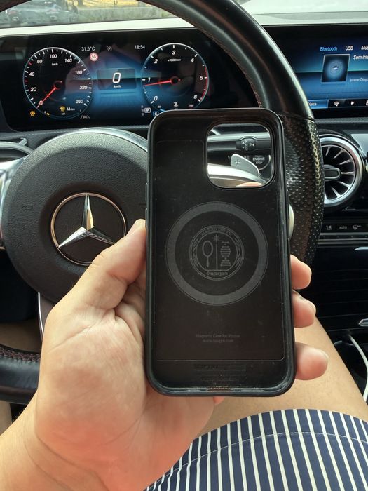 Capa Iphone 13 pro da spigen