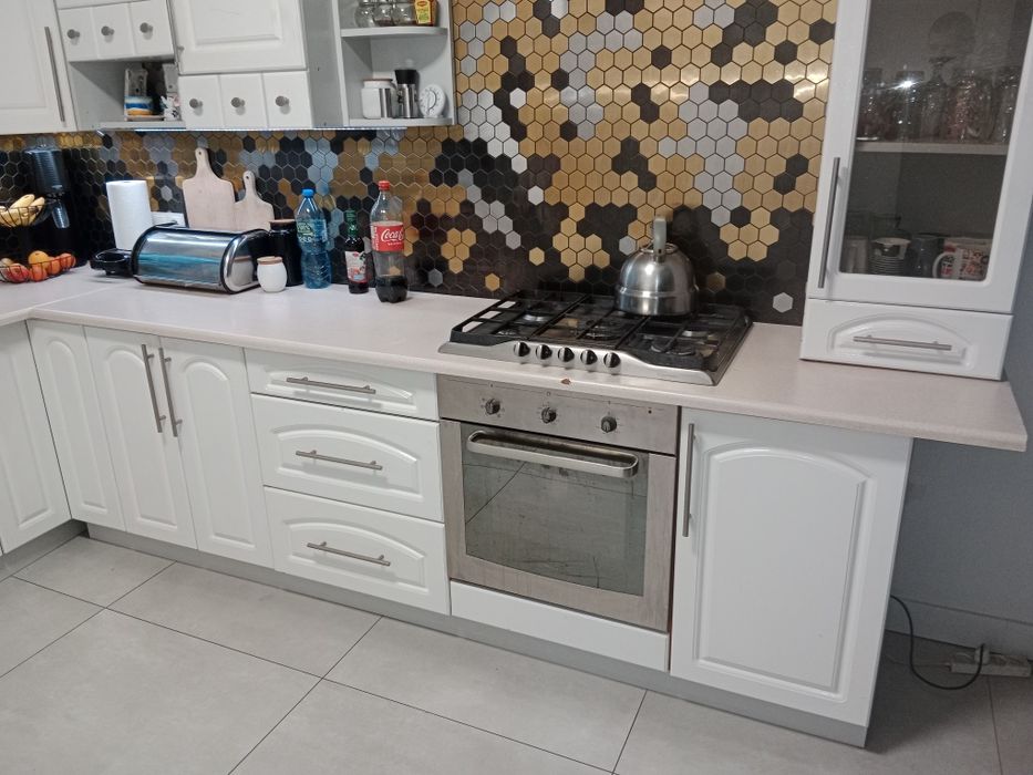 Komplet mebli kuchennych