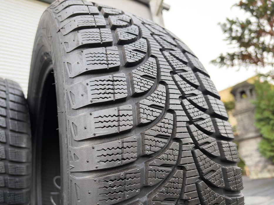 4szt zimowe 235/60R18 Bridgestone 7,8mm 2022r Poleasingowe Z9001 gwar