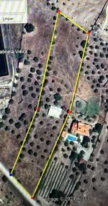 Vende-se terreno rústico