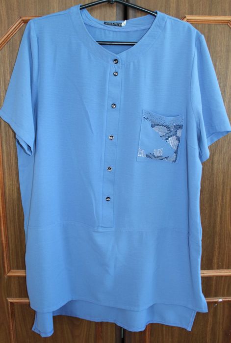 Блузи в ідеальному стані