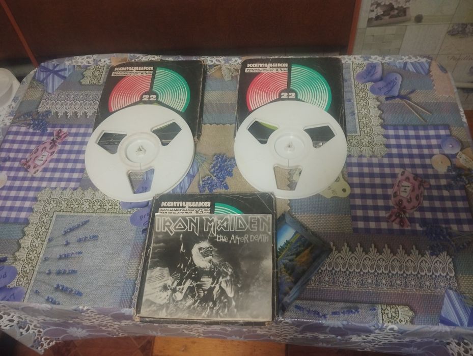 Магнітофона катушка 22 см 2шт