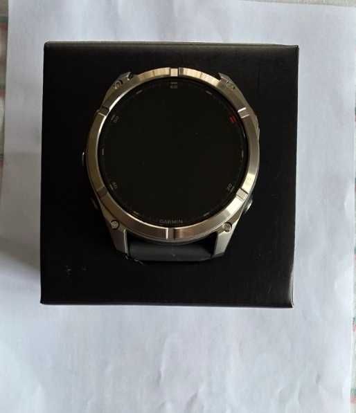 Garmin Fenix 8 PRO AMOLED Safira 51 mm Titânio