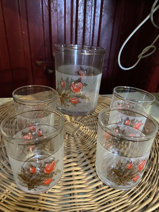 Vendo conjunto vidro para whisky