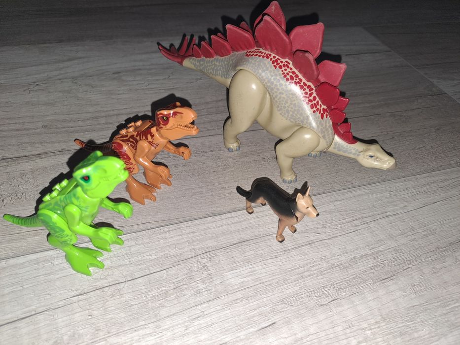 Stegozaur Playmobil z zestawu 9432 plus 3 gratisy