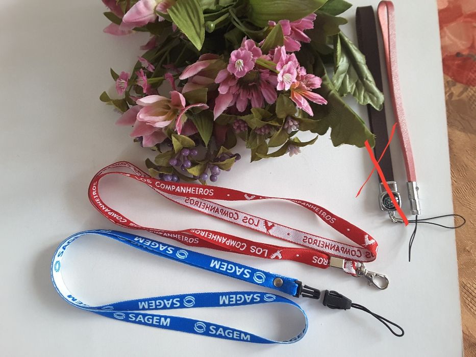 3 smycze na : klucze telefony breloki portmonetki