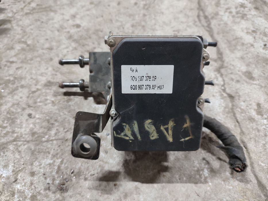 Блок управління ABS Skoda Fabia 2 блок АБС Шкода Фабія 6Q0907379AP