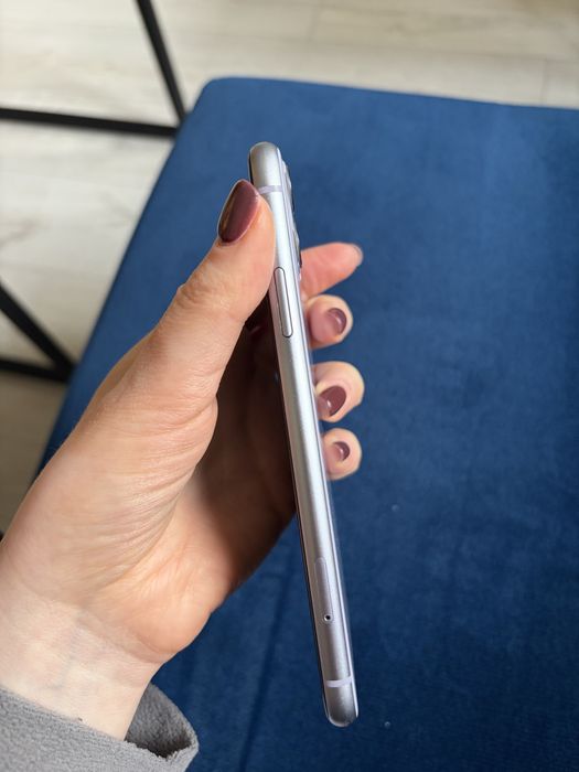 Iphone 11 fioletowy stan bardzo dobry