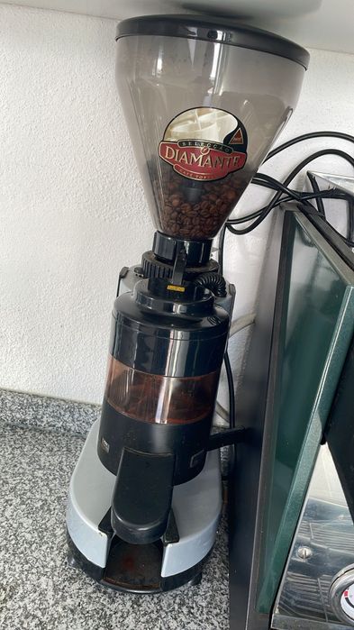 Máquina de Café Profissional SAB + Moinho Profissional