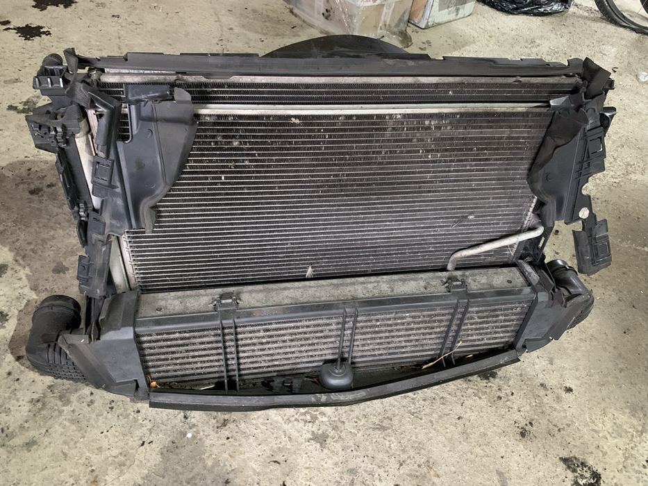 Радіатори пачка радіаторів Mercedes Benz W 212 W204 e class c klass