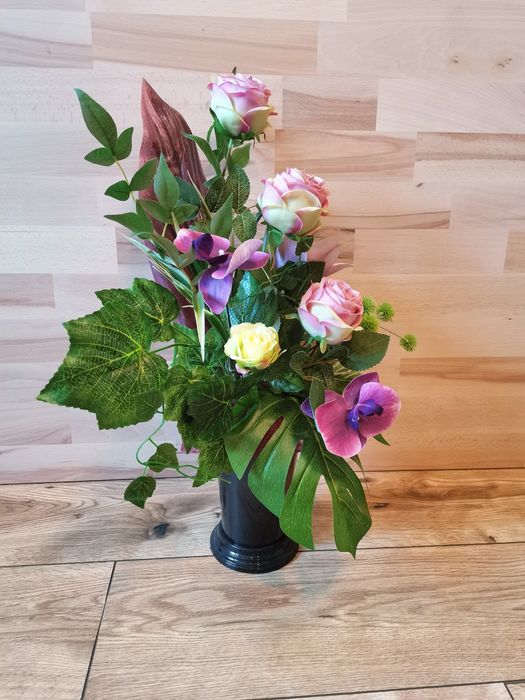 Zestaw nagrobny sztuczne kwiaty fiolet lila róż brudny pastelowy