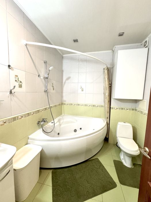 Продам квартиру 100 м2  автономное отопление