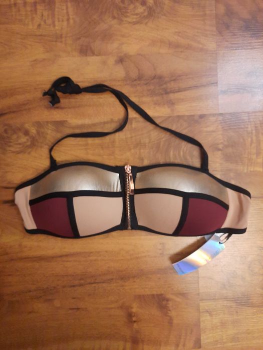 Biustonosz kąpielowy bardotka góra od stroju stanik Primark 42