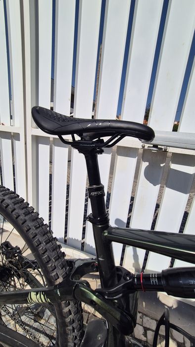 Bicicleta elétrica BH  de btt