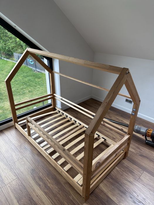 Lóżko dziecięce domek plis materac (20cm)
