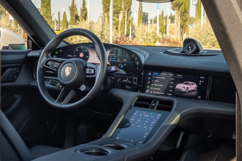 Porsche Taycan Sport Turismo Baterias Performance Plus