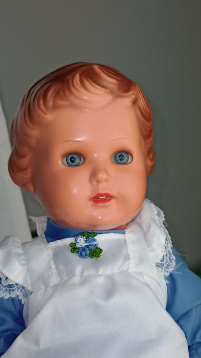 Starą piękna laleczka celuloidowa sygnatura Żółwik. 36 cm.
