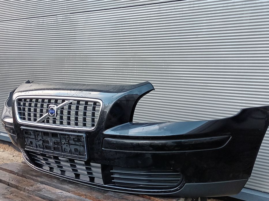 Zderzak przód volvo v50 S40 II  04-07r czarny  452-26  Grill halogeny