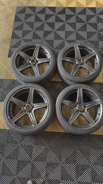 Vende-se Jantes R17 furação 5x100