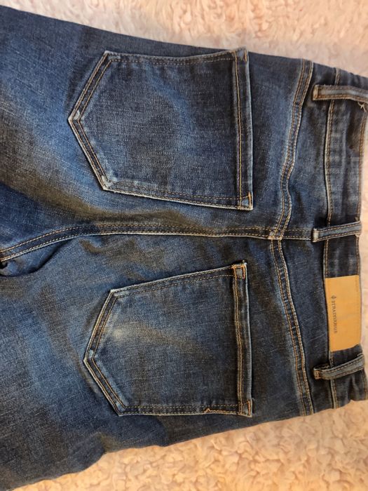 Jeansy dzwony Stradivarius