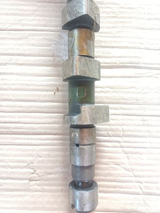 Распредвал вольво в40