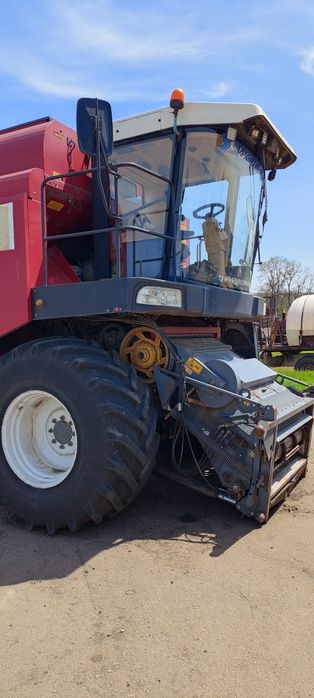 Продам комбайн КЗС 1218