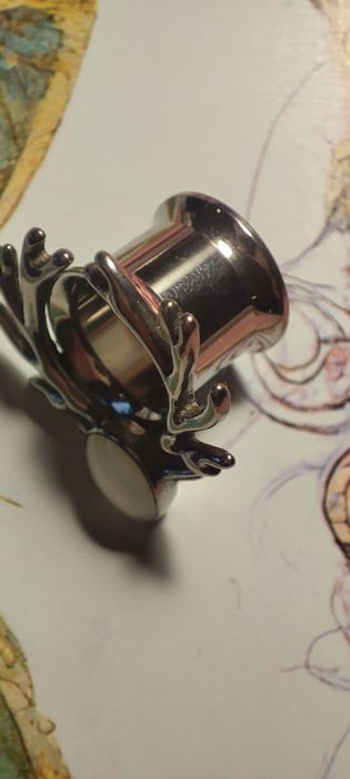 Kolczyk plug z masą perłową jeleń 10mm