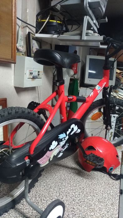 Bicicleta b'twin Hyper Hero mais Capacete Uns Carjr M