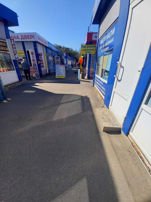 ПРОДАМ действующий Киоск 12 м2  м. Гер. Труда Круглый рынок