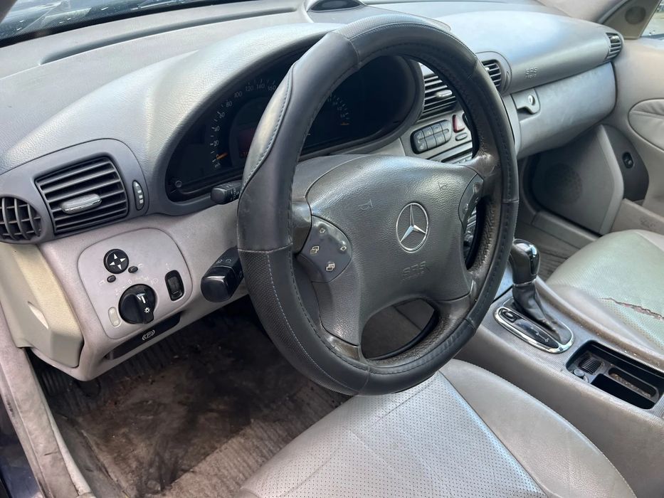 Para peças MERCEDES-BENZ Classe C Carrinha (S203)