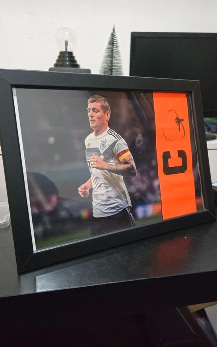 Braçadeira Autografada - Toni Kroos